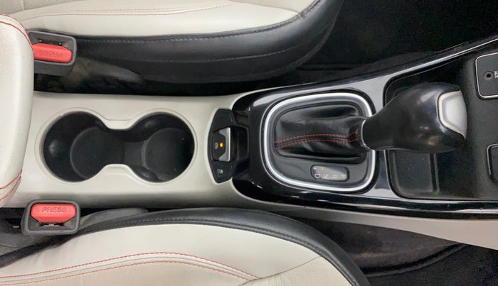 2019 Jeep Compass LIMITED PLUS PETROL AT, Petrol, Automatic, 84,333 km, Gear Lever