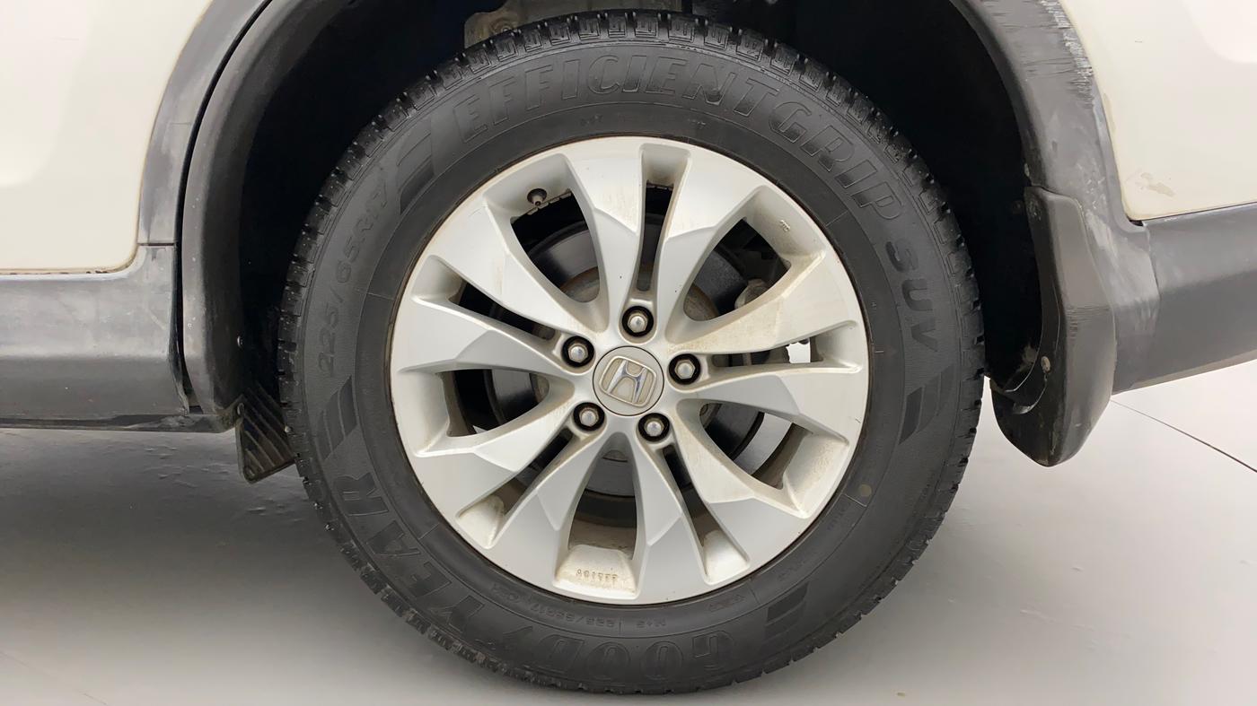 2014 Honda CRV 2.4L 2WD AT, Petrol, Automatic, 1,19,456 km, Left Rear Wheel