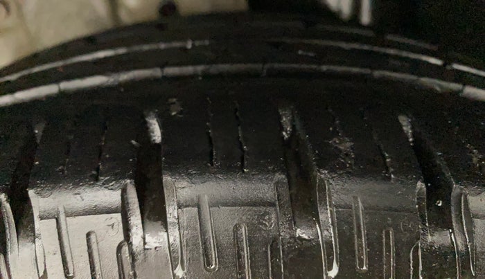 2014 Honda CRV 2.4L 2WD AT, Petrol, Automatic, 1,19,456 km, Left Rear Tyre Tread