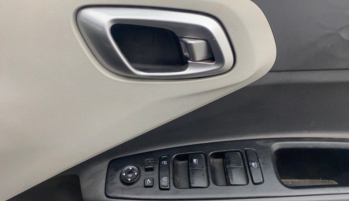 2022 Hyundai GRAND I10 NIOS SPORTZ AMT 1.2 KAPPA VTVT, Petrol, Automatic, 54,956 km, Driver Side Door Panels Control