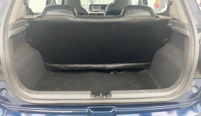 2022 Hyundai GRAND I10 NIOS SPORTZ AMT 1.2 KAPPA VTVT, Petrol, Automatic, 54,956 km, Boot Inside