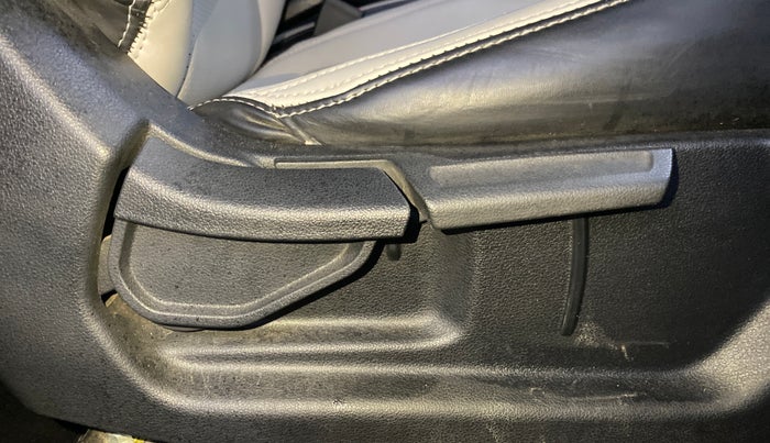 2023 Hyundai EXTER SX (O) CONNECT, Petrol, Manual, 54,026 km, Driver Side Adjustment Panel