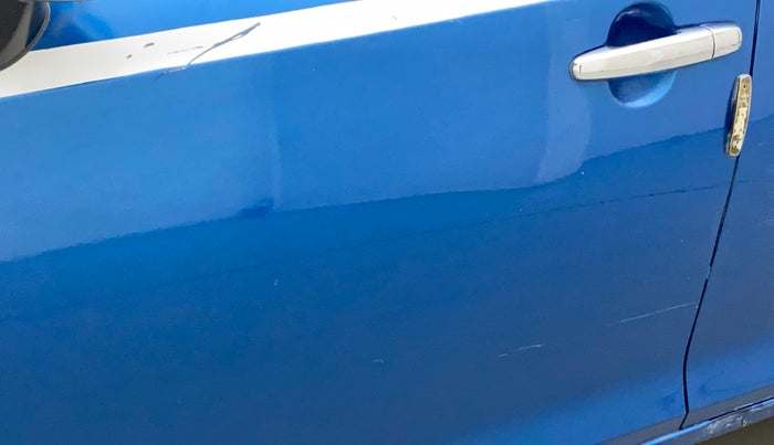 2017 Maruti IGNIS DELTA 1.2, Petrol, Manual, 70,693 km, Front passenger door - Slightly dented