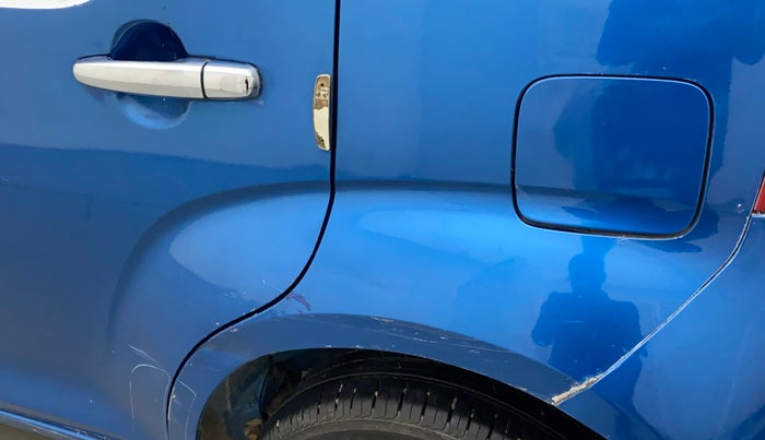 2017 Maruti IGNIS DELTA 1.2, Petrol, Manual, 70,693 km, Left quarter panel - Minor scratches