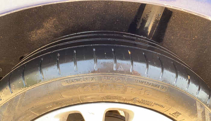 2016 Maruti Baleno ALPHA PETROL 1.2, Petrol, Manual, 86,076 km, Left Rear Tyre Tread