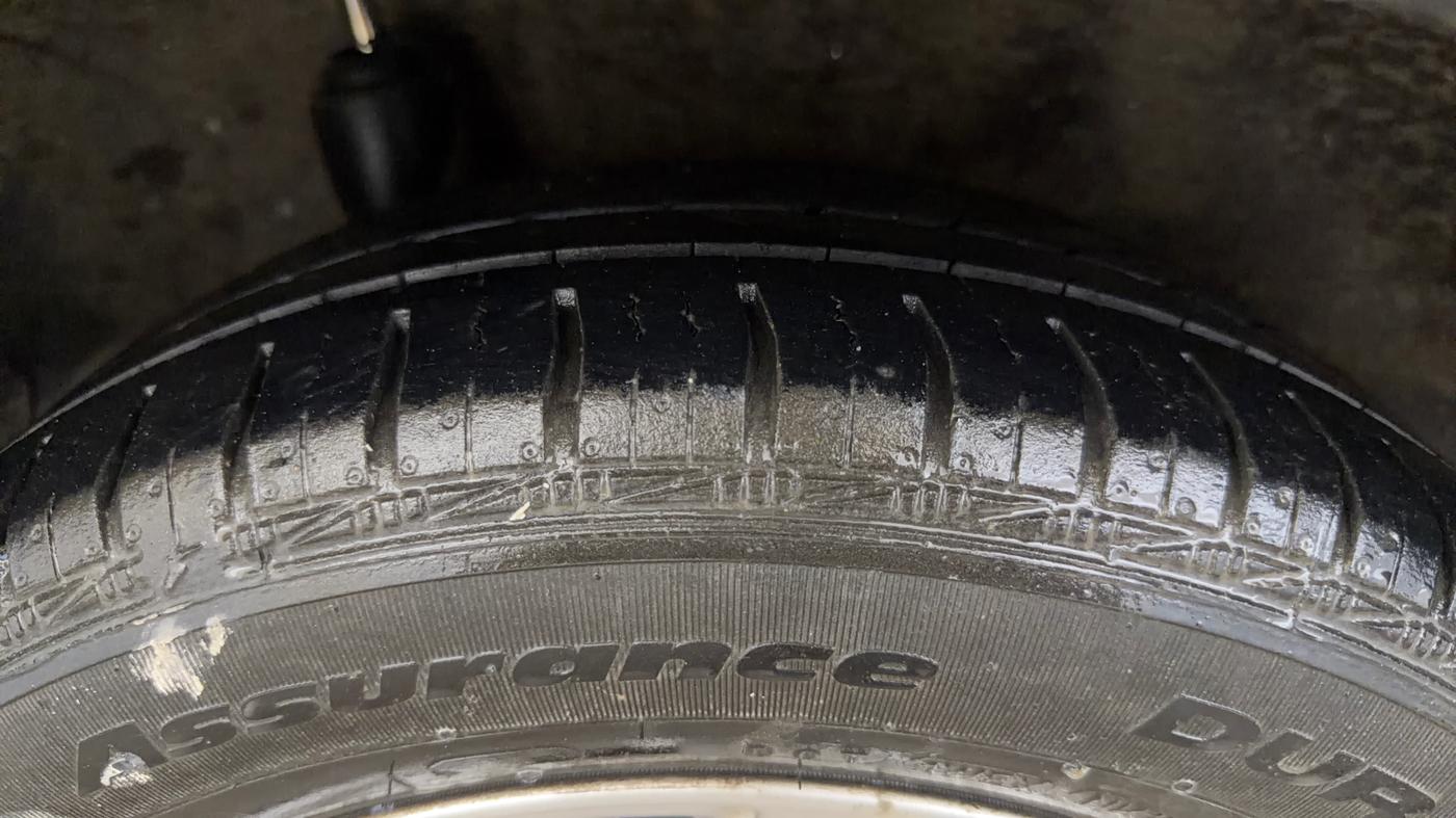 2015 Honda Amaze 1.2L I-VTEC VX, Petrol, Manual, 95,643 km, Right Rear Tyre Tread