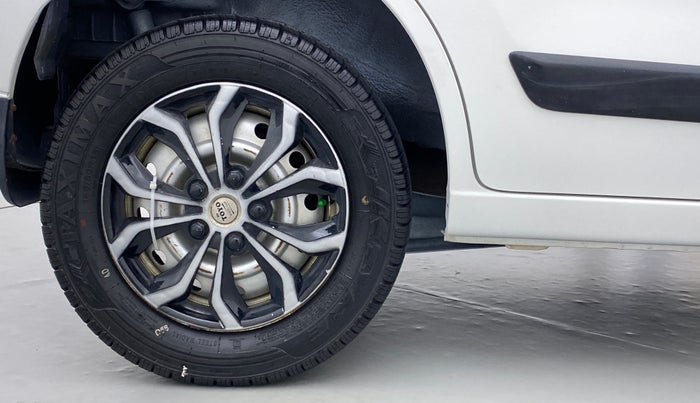 2016 Maruti Wagon R 1.0 LXI, Petrol, Manual, 44,914 km, Right Rear Wheel