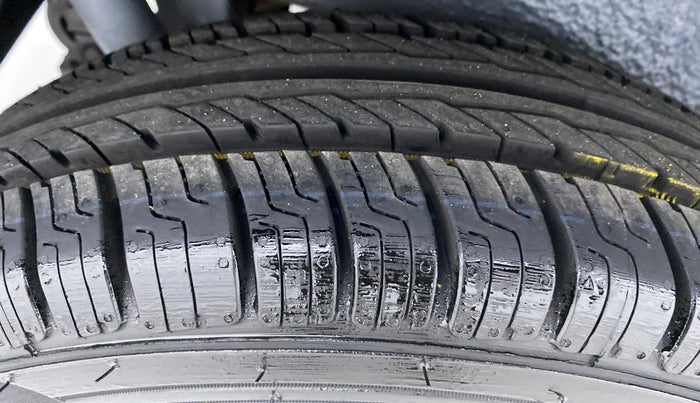 2016 Maruti Wagon R 1.0 LXI, Petrol, Manual, 44,914 km, Right Rear Tyre Tread