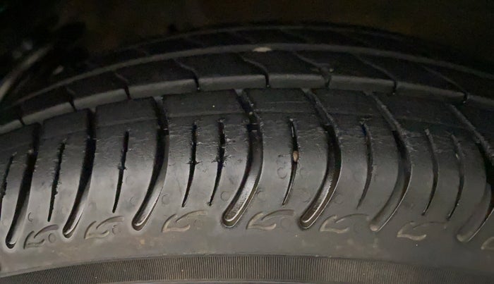 2020 Maruti S PRESSO VXI PLUS AMT, Petrol, Automatic, 6,197 km, Left Rear Tyre Tread