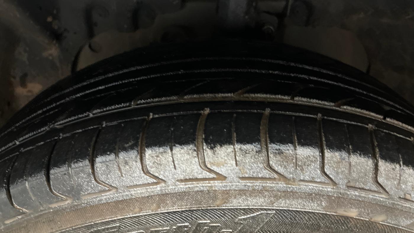 2016 Ford Ecosport TITANIUM 1.5L PETROL AT, Petrol, Automatic, 98,779 km, Left Front Tyre Tread