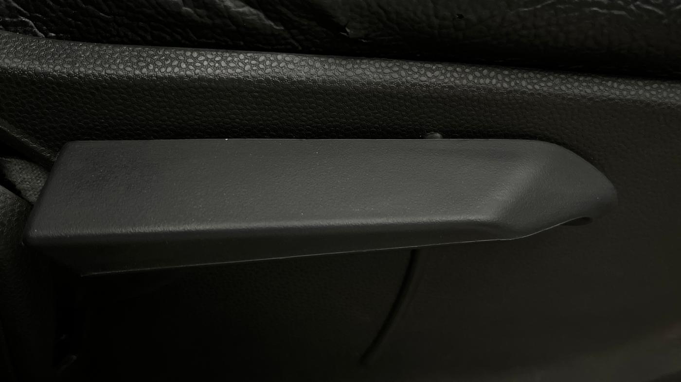 2016 Ford Ecosport TITANIUM 1.5L PETROL AT, Petrol, Automatic, 98,779 km, Driver Side Adjustment Panel