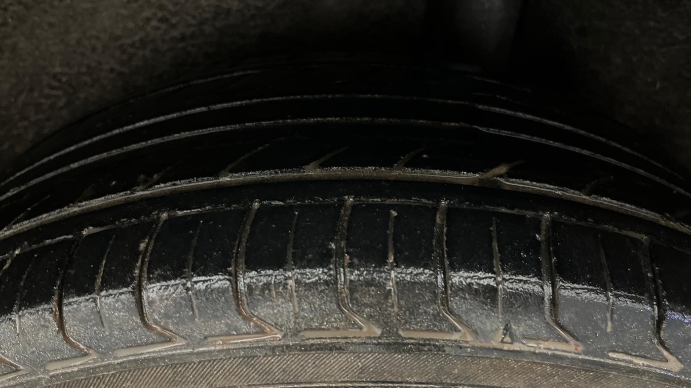 2016 Ford Ecosport TITANIUM 1.5L PETROL AT, Petrol, Automatic, 98,779 km, Left Rear Tyre Tread