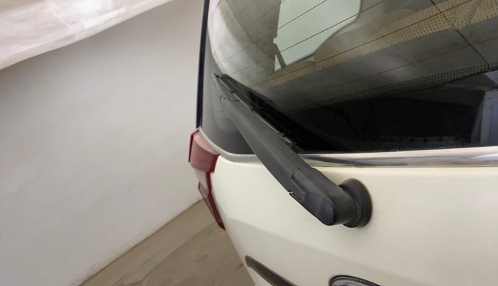 2021 Mahindra XUV500 W7, Diesel, Manual, 93,592 km, Rear Wiper