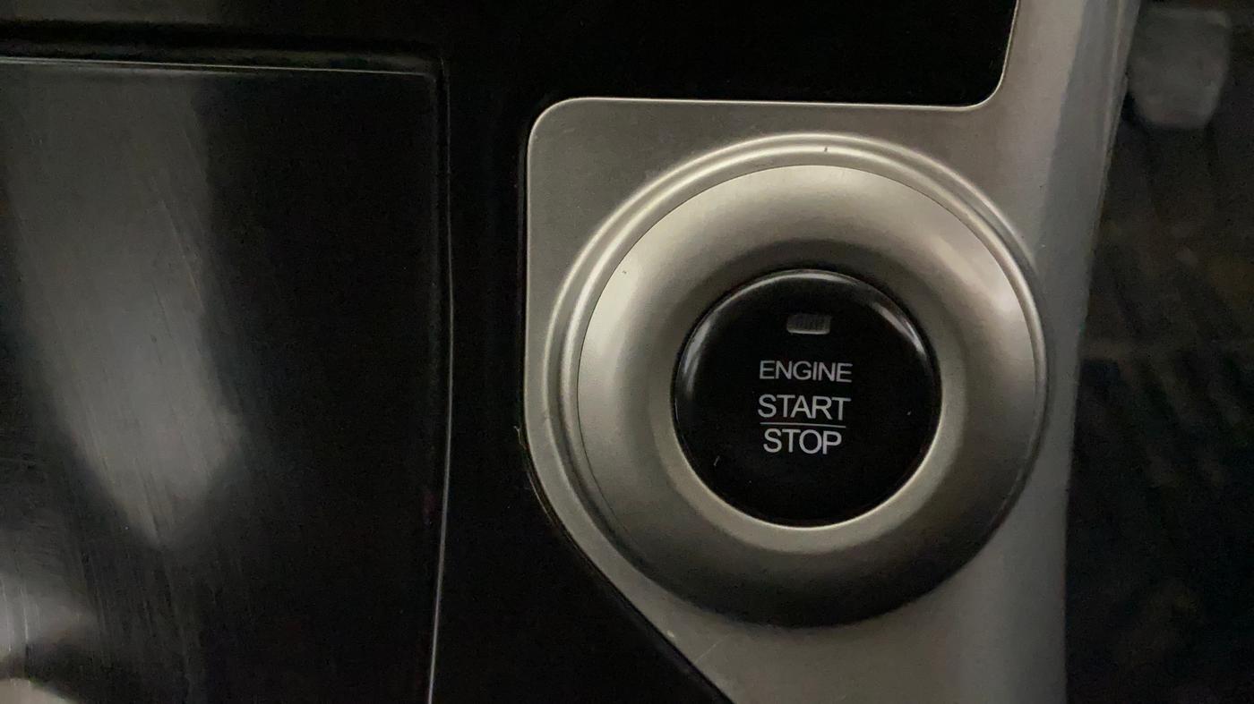 2021 Mahindra XUV500 W7, Diesel, Manual, 93,552 km, Keyless Start/ Stop Button