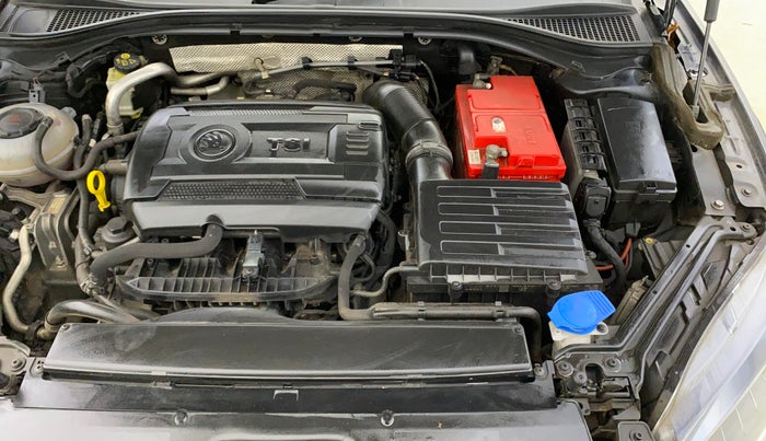 2016 Skoda Superb L&K 1.8 TSI AT, Petrol, Automatic, 70,037 km, Engine View - Left