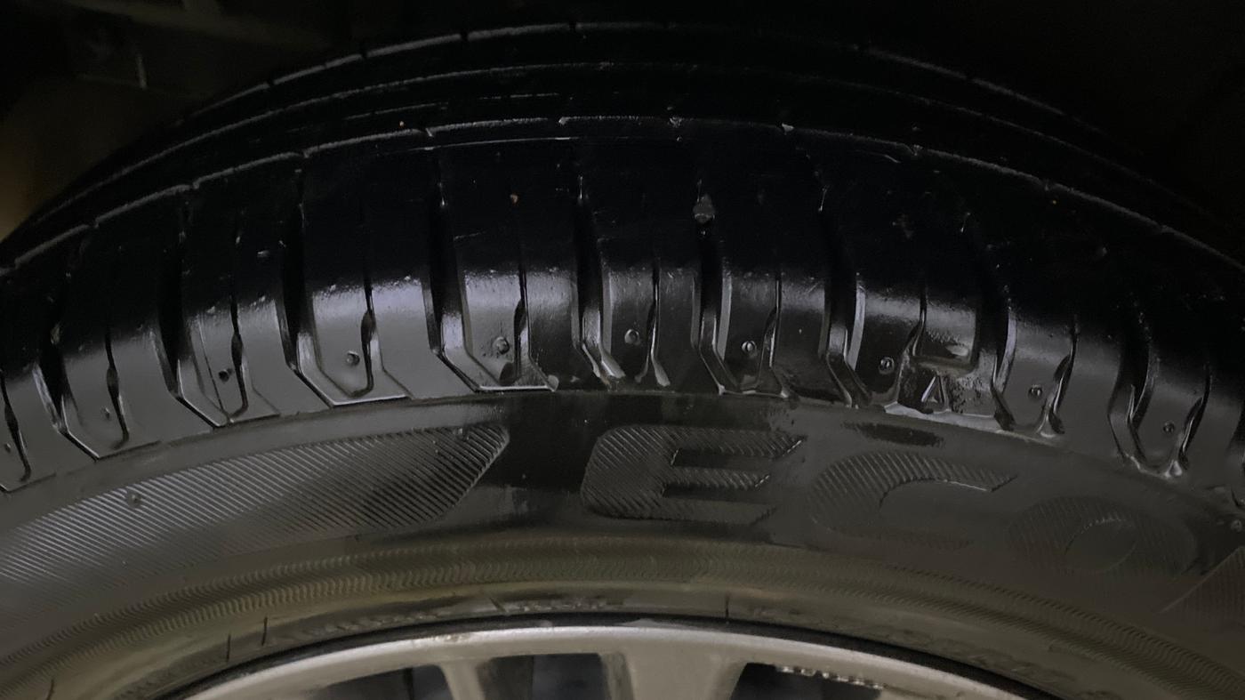 2019 Maruti Ertiga ZXI AT SHVS, Petrol, Automatic, 10,186 km, Right Rear Tyre Tread