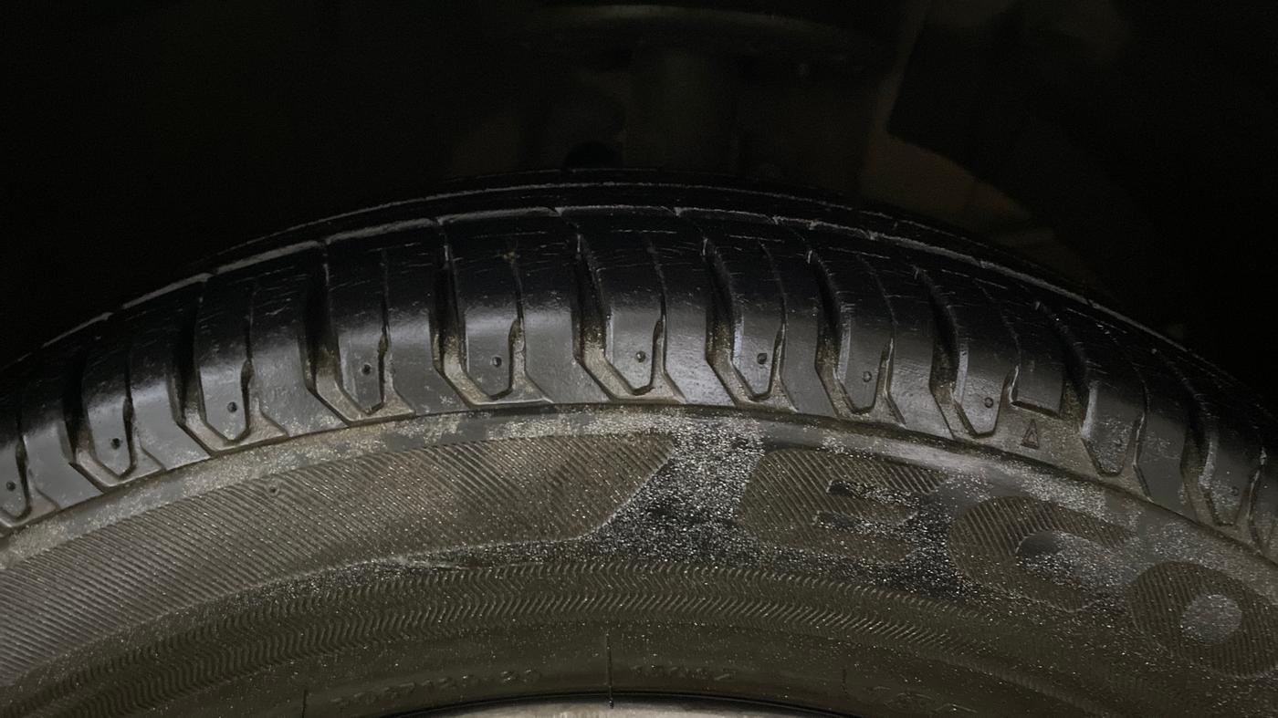2019 Maruti Ertiga ZXI AT SHVS, Petrol, Automatic, 10,186 km, Right Front Tyre Tread