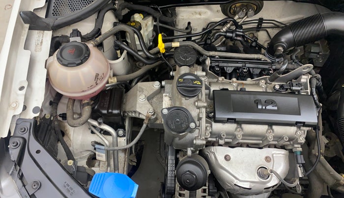 2017 Volkswagen Polo COMFORTLINE 1.2L, Petrol, Manual, 24,981 km, Engine View - Right