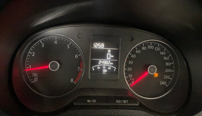 2017 Volkswagen Polo COMFORTLINE 1.2L, Petrol, Manual, 24,981 km, Odometer Image