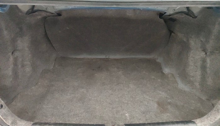 2014 Honda Amaze 1.5L I-DTEC S, Diesel, Manual, 76,215 km, Boot Inside