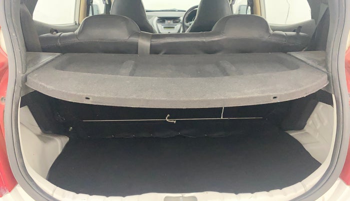 2014 Hyundai Eon 1.0 MAGNA +, Petrol, Manual, 52,140 km, Boot Inside