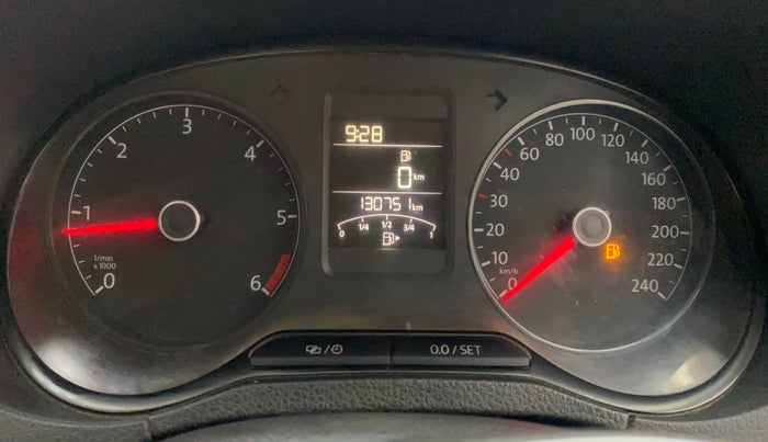 2017 Volkswagen Ameo HIGHLINE1.5L, Diesel, Manual, 1,30,721 km, Odometer Image