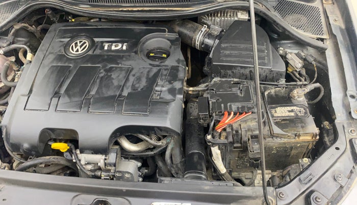 2017 Volkswagen Ameo HIGHLINE1.5L, Diesel, Manual, 1,30,721 km, Engine View - Left