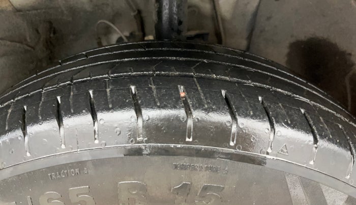 2022 Hyundai VENUE S+ 1.2, Petrol, Manual, 17,472 km, Right Front Tyre Tread