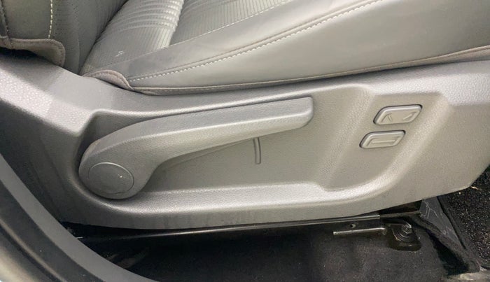 2025 KIA SYROS HTX Plus (O) 1.0 Turbo 7DCT, Petrol, Automatic, 8,832 km, Driver Side Adjustment Panel