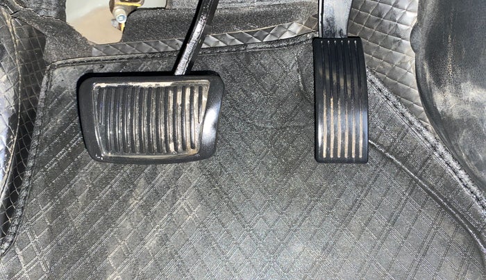 2022 Hyundai NEW I20 ASTA (O) 1.2 AT, Petrol, Automatic, 36,151 km, Pedals