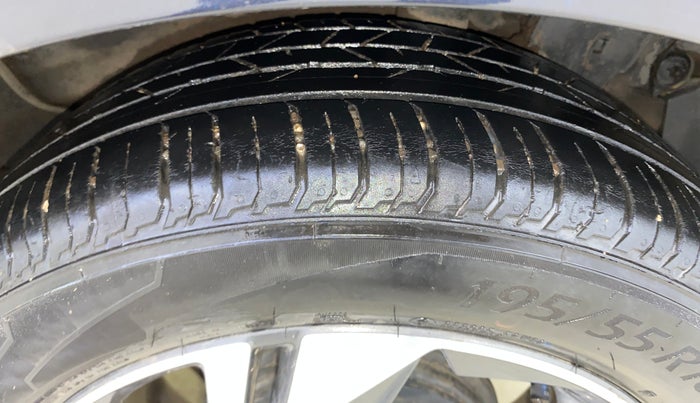 2022 Hyundai NEW I20 ASTA (O) 1.2 AT, Petrol, Automatic, 36,151 km, Left Rear Tyre Tread