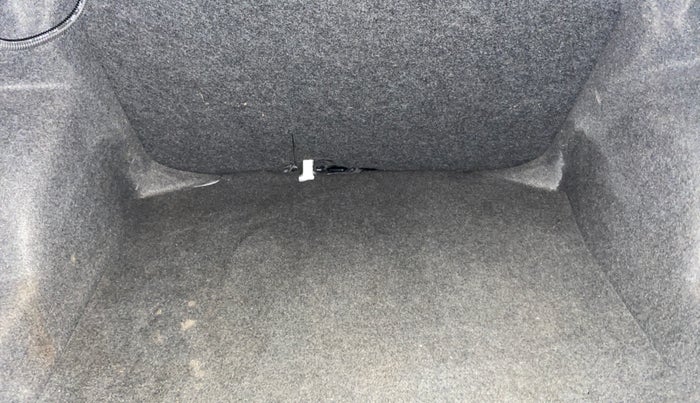 2017 Volkswagen Ameo COMFORTLINE 1.2L, Petrol, Manual, 19,495 km, Boot Inside