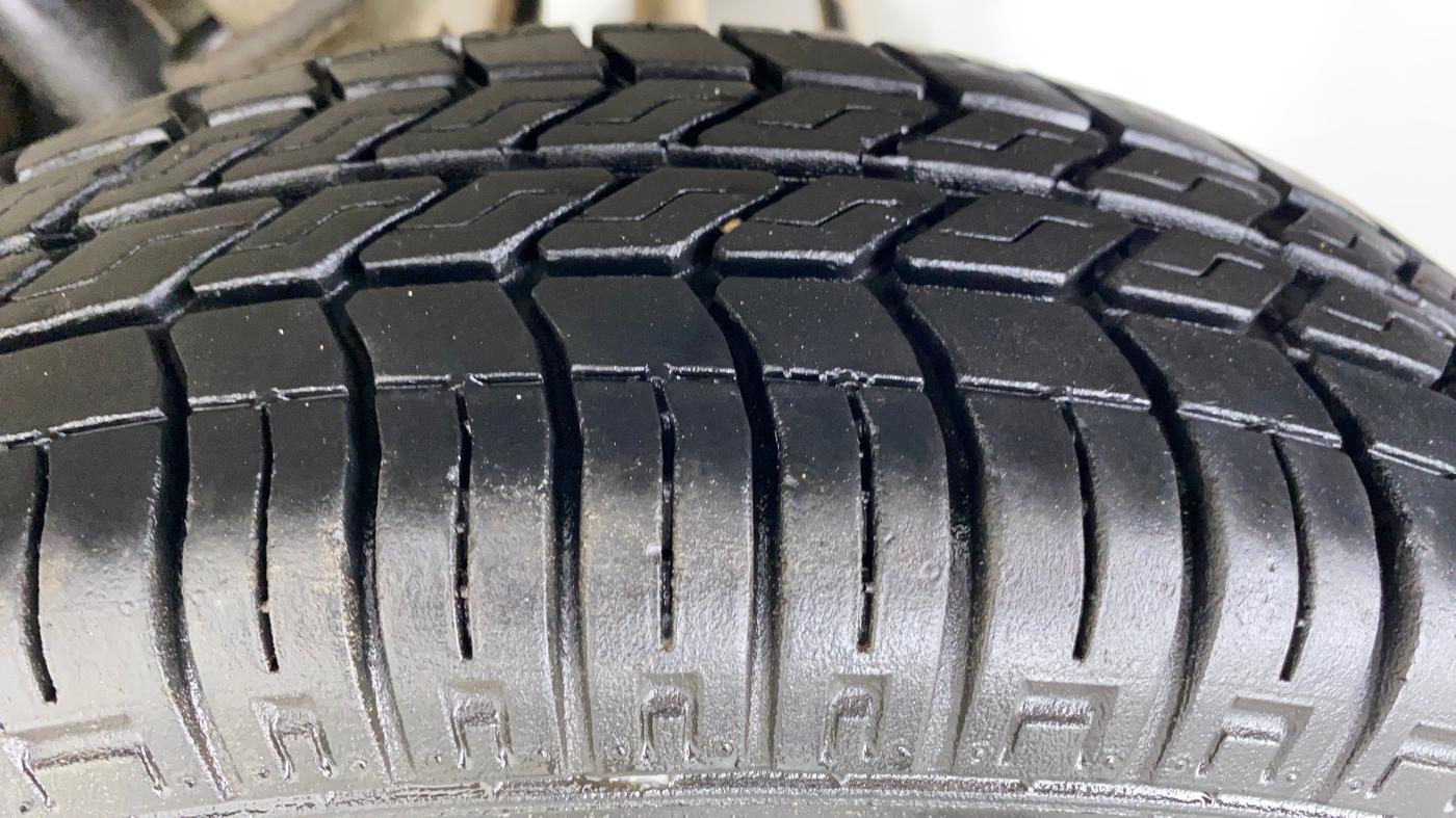 2019 Maruti Alto 800 LXI, Petrol, Manual, 9,221 km, Left Rear Tyre Tread