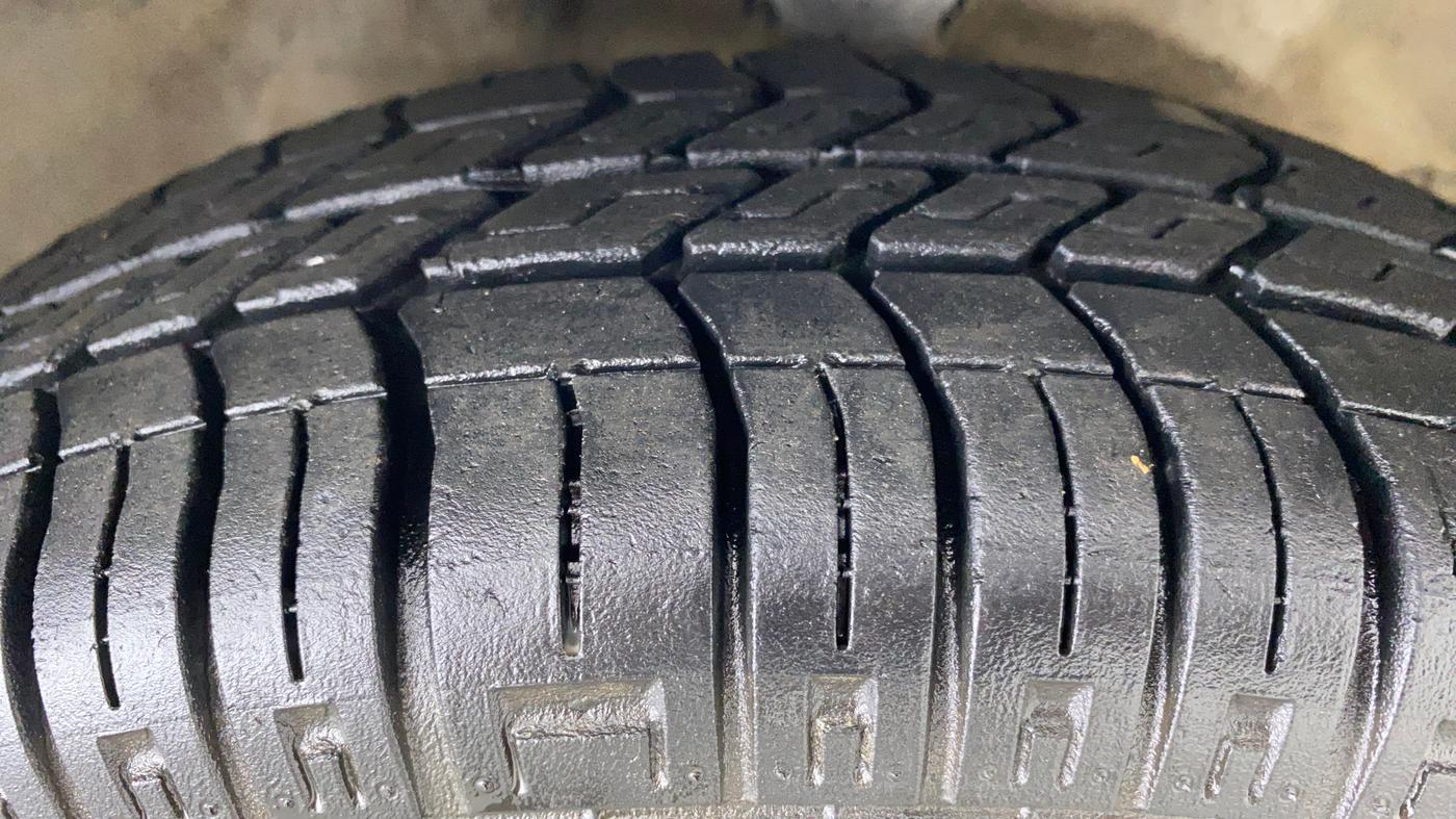 2019 Maruti Alto 800 LXI, Petrol, Manual, 9,221 km, Right Front Tyre Tread