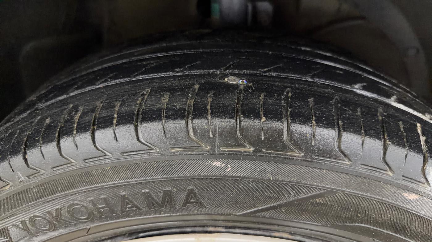 2021 Maruti Ertiga VXI CNG, CNG, Manual, 96,408 km, Right Front Tyre Tread