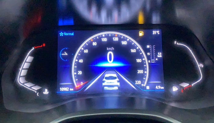 2022 Renault Kiger RXZ MT, Petrol, Manual, 10,982 km, Odometer Image