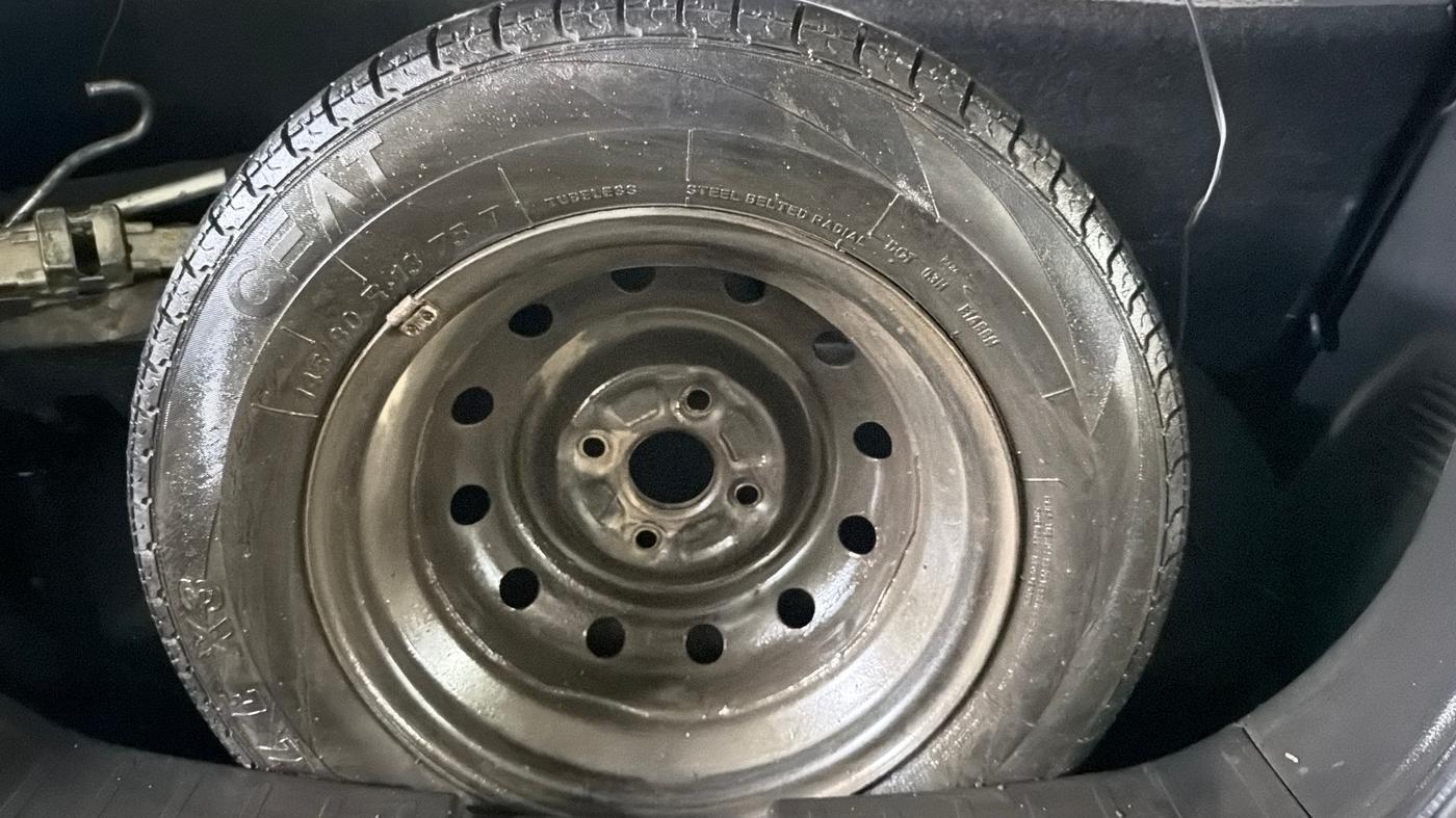 2015 Maruti Wagon R 1.0 LXI, CNG, Manual, 74,541 km, Spare Tyre