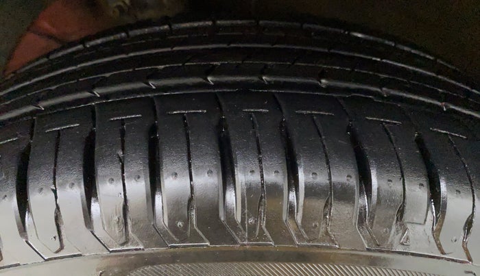 2021 Maruti Dzire ZXI Plus, Petrol, Manual, 2,274 km, Right Front Tyre Tread