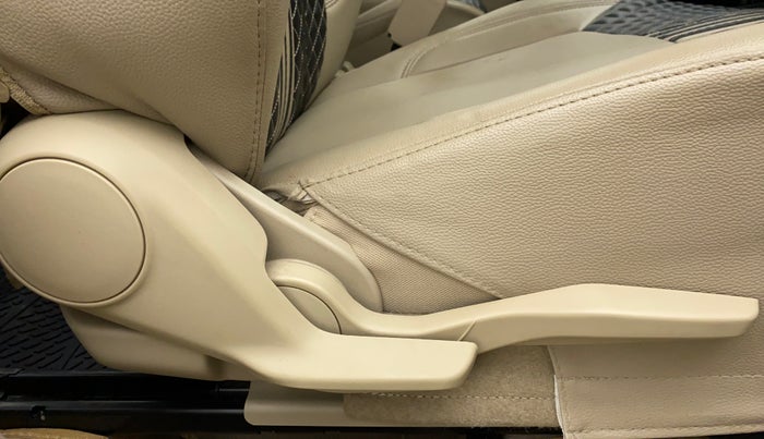 2021 Maruti Dzire ZXI Plus, Petrol, Manual, 2,274 km, Driver Side Adjustment Panel