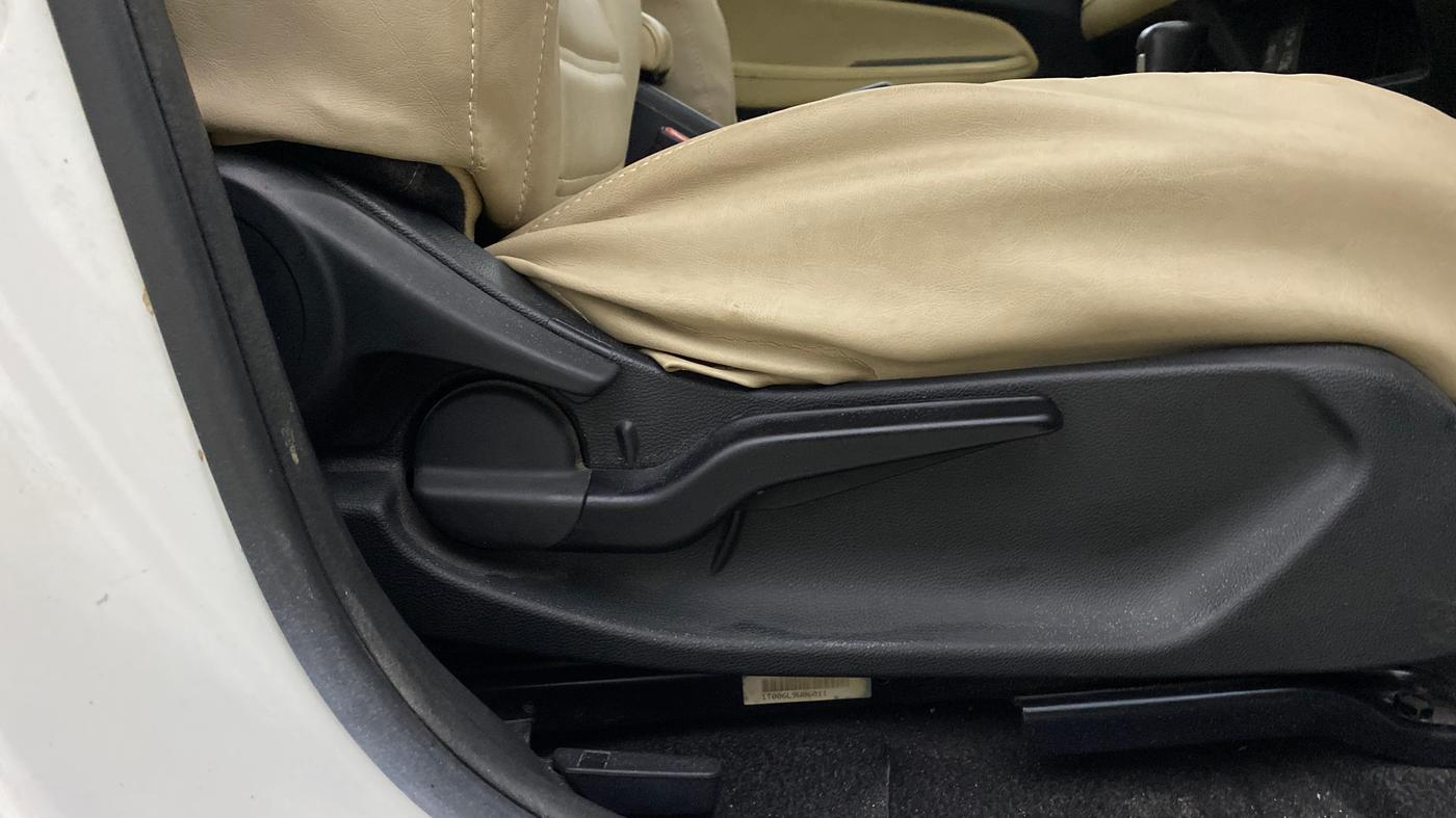2020 Honda City 1.5L I-VTEC ZX CVT, Petrol, Automatic, 42,776 km, Driver Side Adjustment Panel