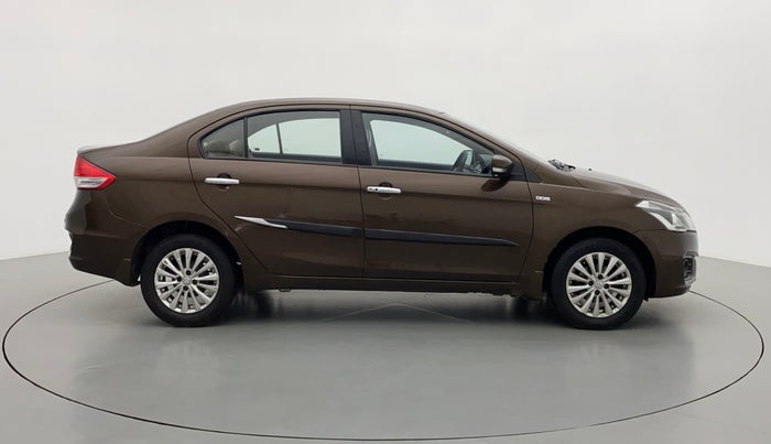 2014 Maruti Ciaz ZDI, Diesel, Manual, 1,19,250 km, Right Side