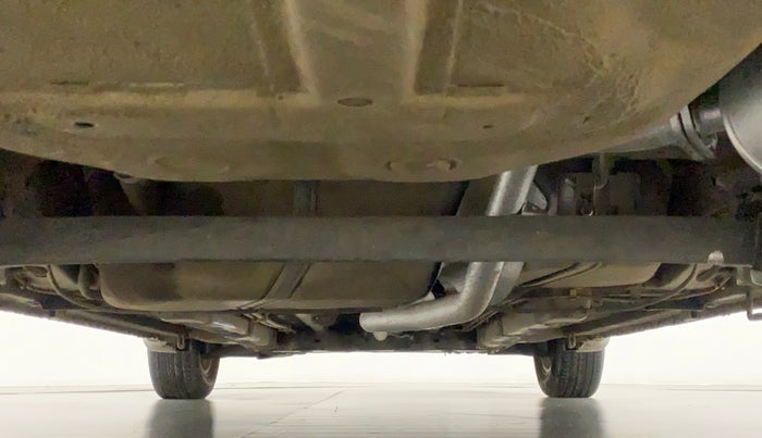 2014 Maruti Ciaz ZDI, Diesel, Manual, 1,19,250 km, Rear Underbody