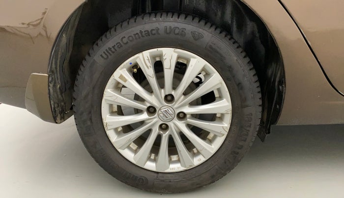 2014 Maruti Ciaz ZDI, Diesel, Manual, 1,19,250 km, Right Rear Wheel