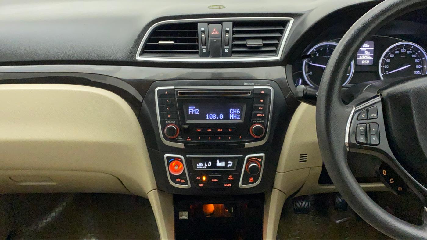 2014 Maruti Ciaz ZDI, Diesel, Manual, 1,19,250 km, Air Conditioner