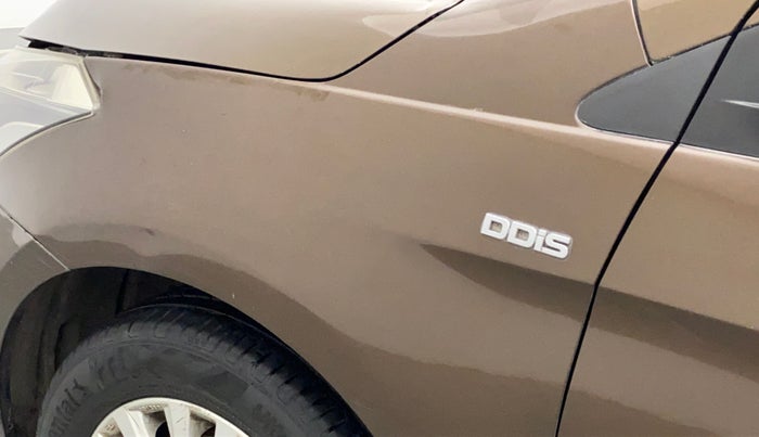2014 Maruti Ciaz ZDI, Diesel, Manual, 1,19,250 km, Left fender - Minor scratches