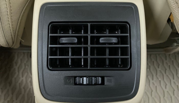 2020 Maruti Dzire VXI, Petrol, Manual, 17,573 km, Rear AC Vents