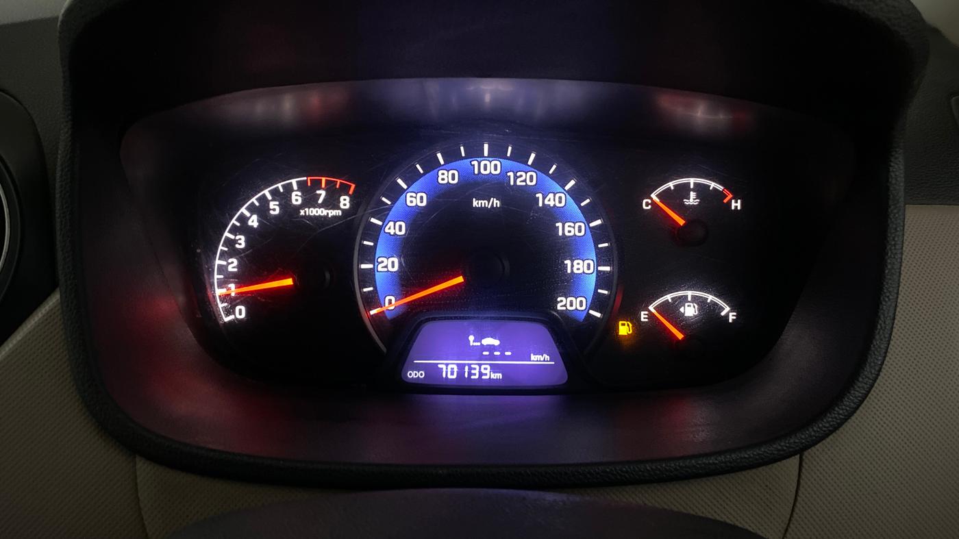 2016 Hyundai Xcent BASE 1.2, Petrol, Manual, 70,133 km, Odometer Image