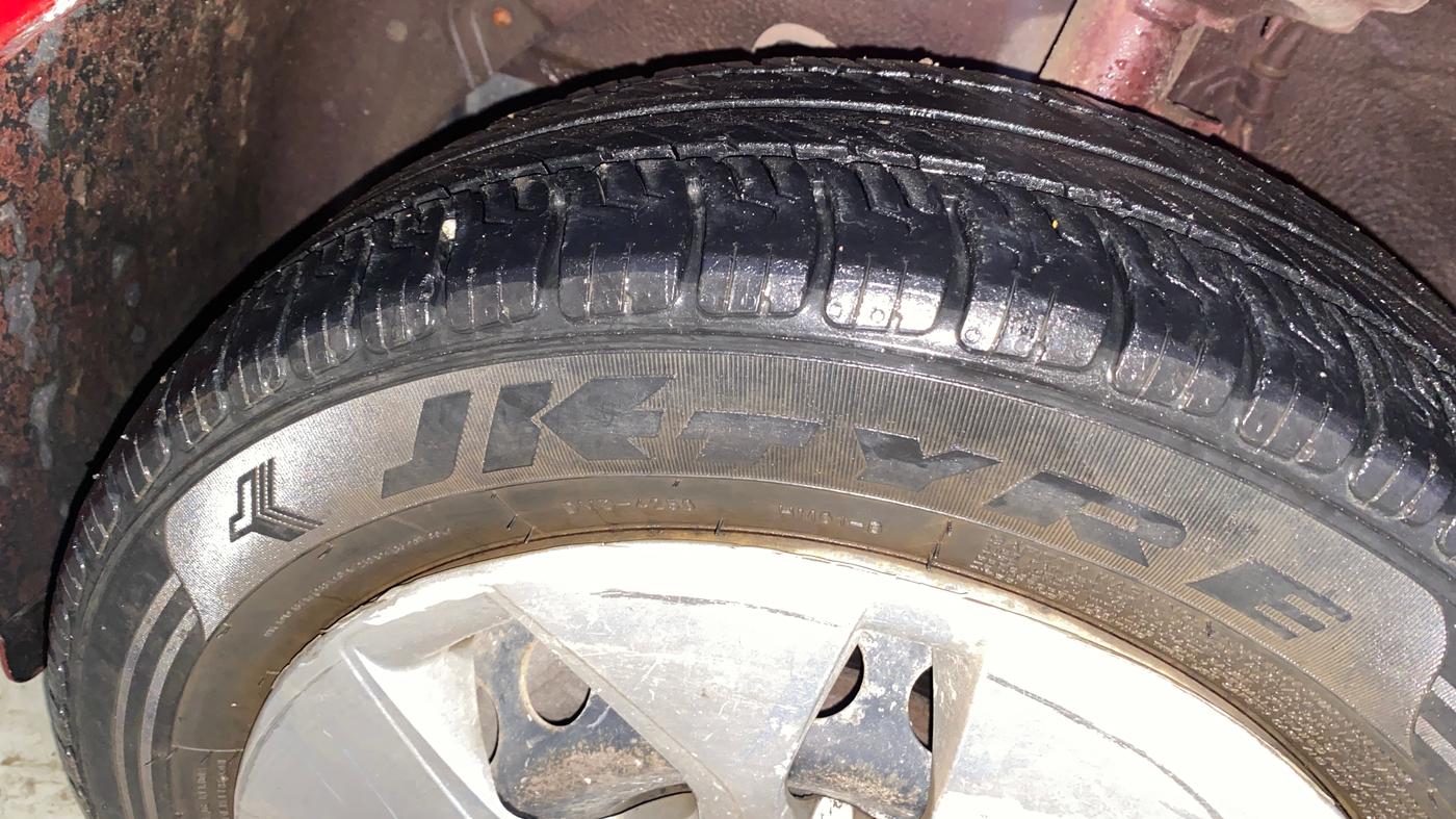 2016 Hyundai Xcent BASE 1.2, Petrol, Manual, 70,133 km, Left Front Tyre Tread