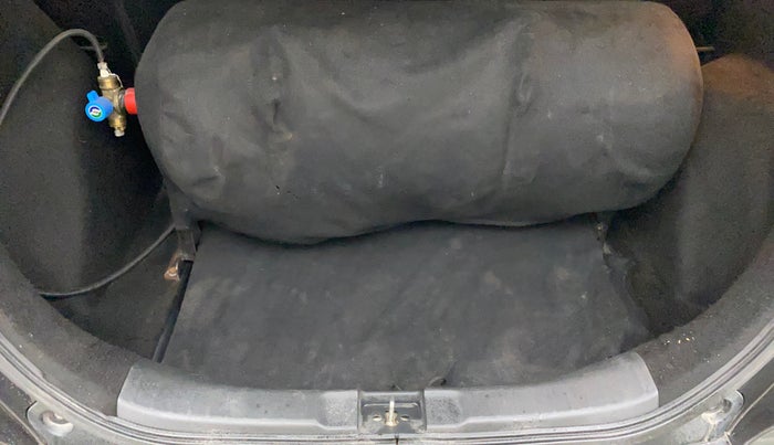 2018 Honda WR-V 1.2L I-VTEC S MT, CNG, Manual, 68,744 km, Boot Inside