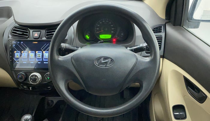 2016 Hyundai Eon ERA +, Petrol, Manual, 59,946 km, Steering Wheel Close Up